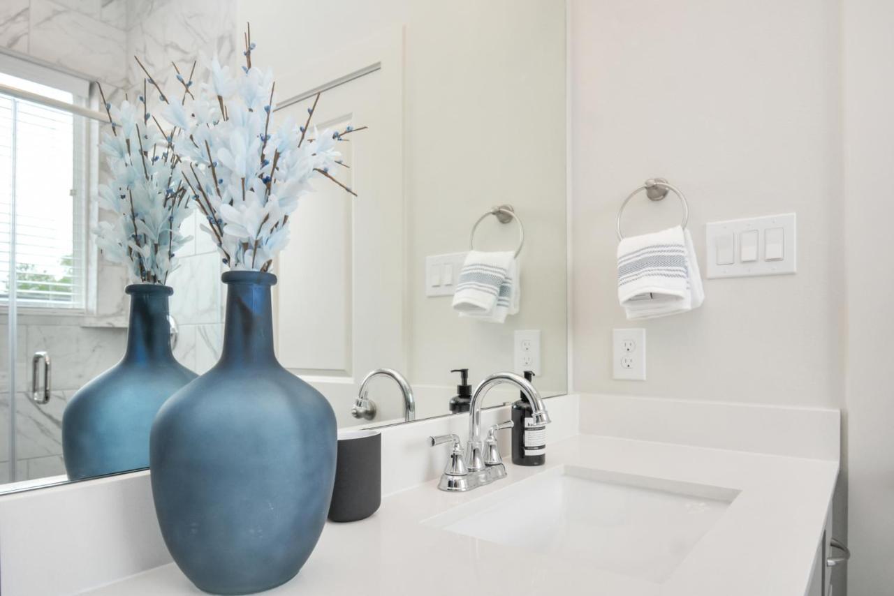 Casa Azure - New Modern 3 Bedroom Med Center, Nrg, Uh هيوستن المظهر الخارجي الصورة