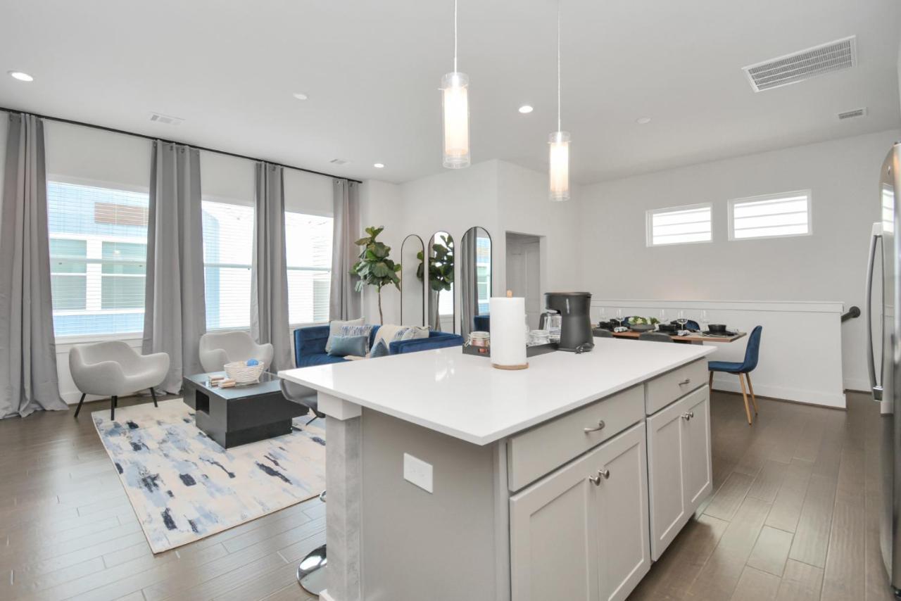 Casa Azure - New Modern 3 Bedroom Med Center, Nrg, Uh هيوستن المظهر الخارجي الصورة